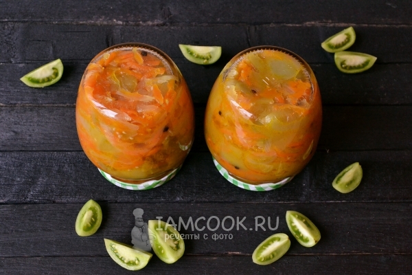 Фото салата из зеленых помидоров с луком на зиму