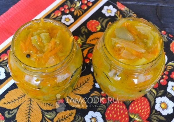 Заполнить банки салатом