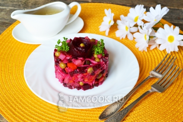 Рецепт классического винегрета с горошком и капустой