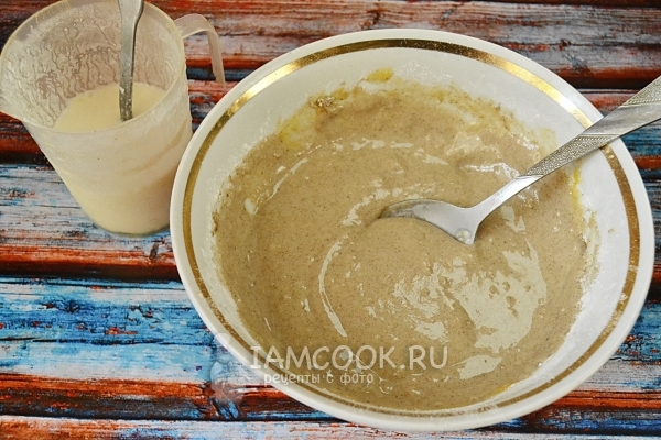 Размешать тесто