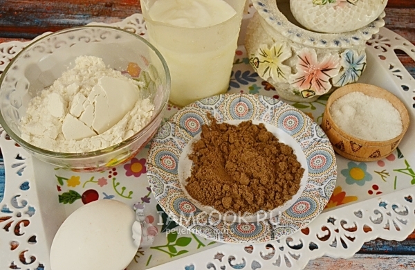 Ингредиенты для блинов на кислом молоке с дырочками