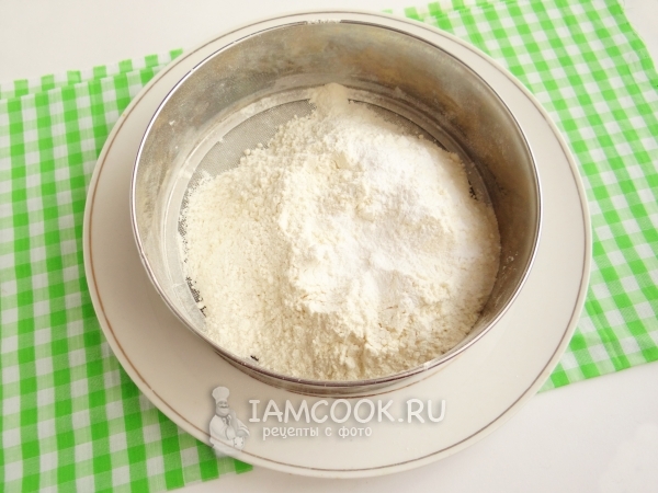 Просеять муку