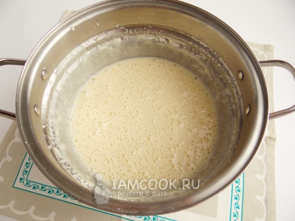 Размешать тесто