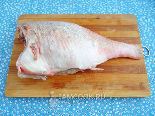 Почистить рыбу