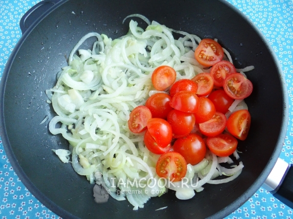 Добавить помидоры