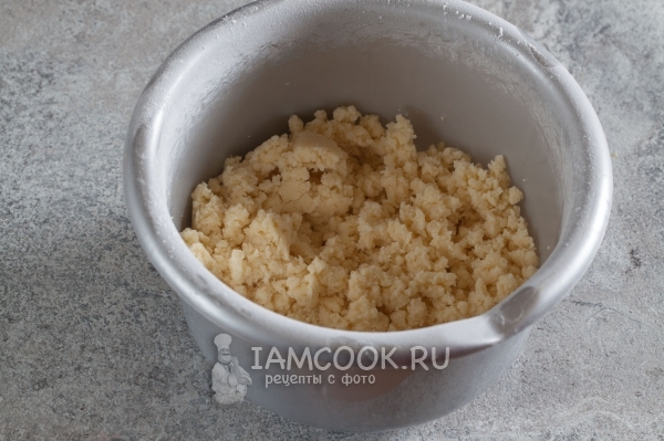 Взбить тесто миксером