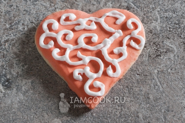 Украсить сердечко завитками