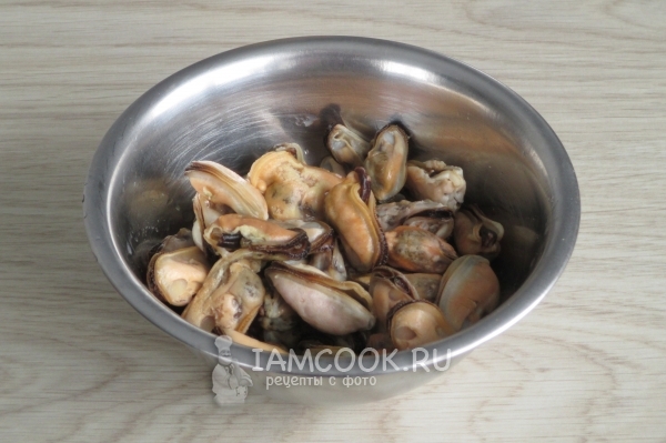 Разморозить мидии