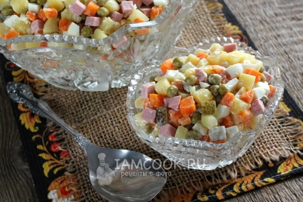 Рецепт салата «Зимний» с колбасой