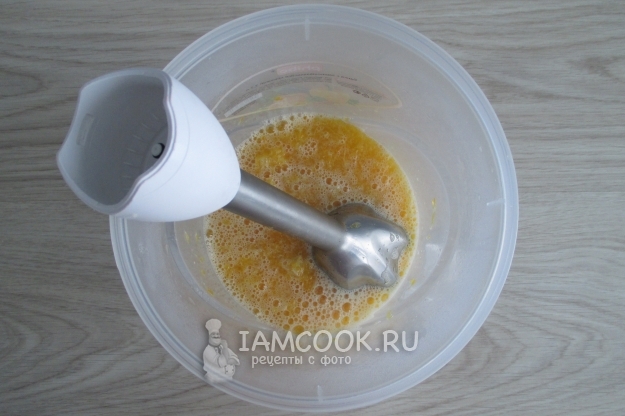 Пюрировать мандарины с сахаром