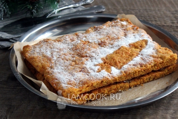 Постный морковный торт