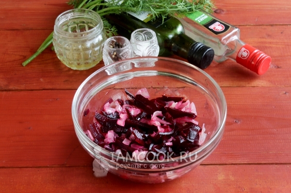 Размешать салат