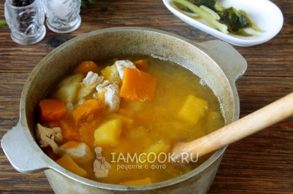 Достать сельдерей и лавровый лист