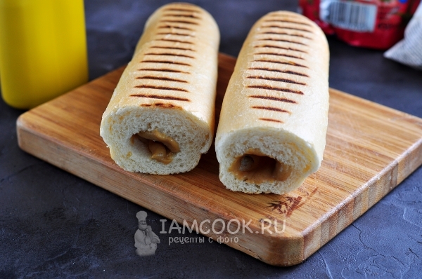 Положить в булочки горчицу