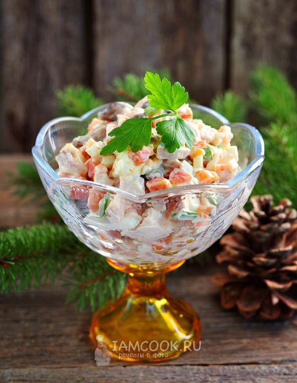 Рецепт салата с копченой курицей и плавленным сыром