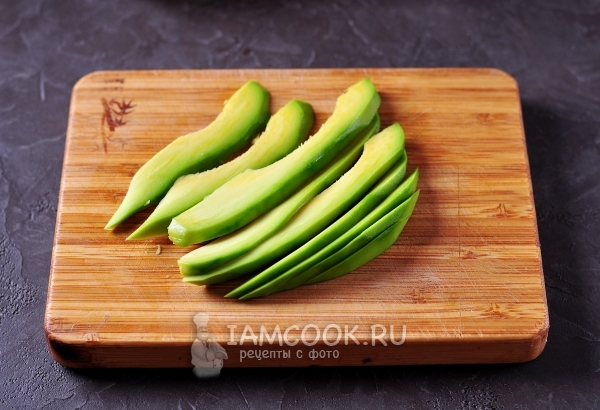 Порезать авокадо