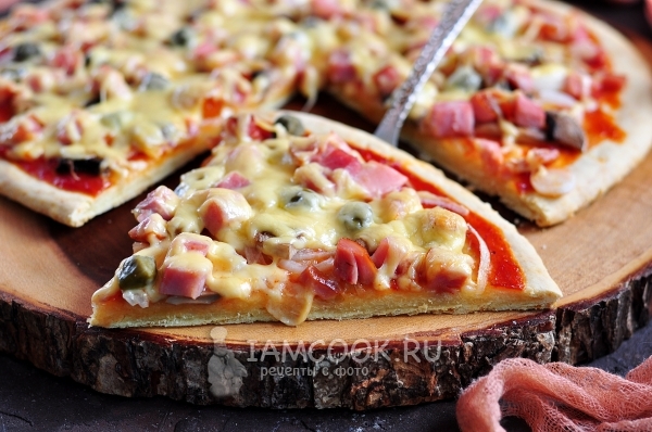 Пицца на тонком хрустящем тесте