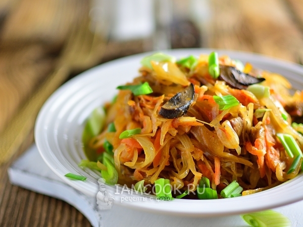 Постная солянка из квашеной капусты, рецепт с фото