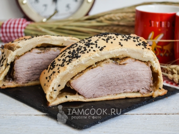 Мясо в тесте, запеченное в духовке, рецепт с фото