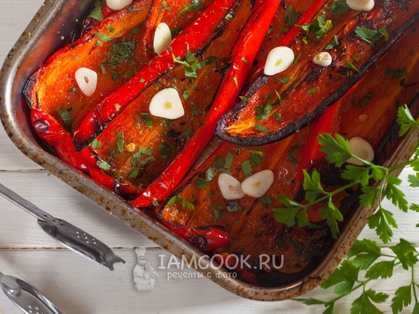 Перец, запеченный в духовке, рецепт с фото