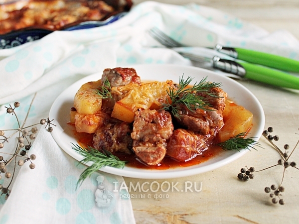 Свинина с кабачками в духовке, рецепт с фото