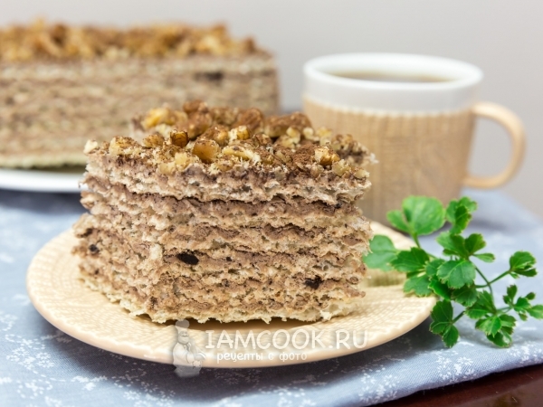 Вафельный торт с шоколадом и ликером, рецепт с фото