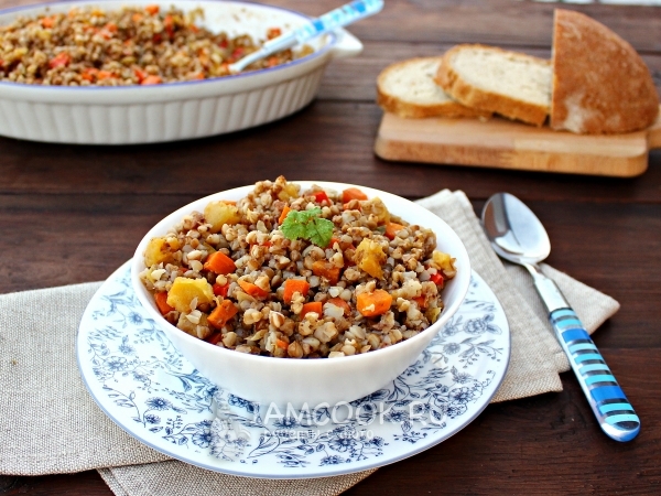 Гречка с овощами в духовке, рецепт с фото