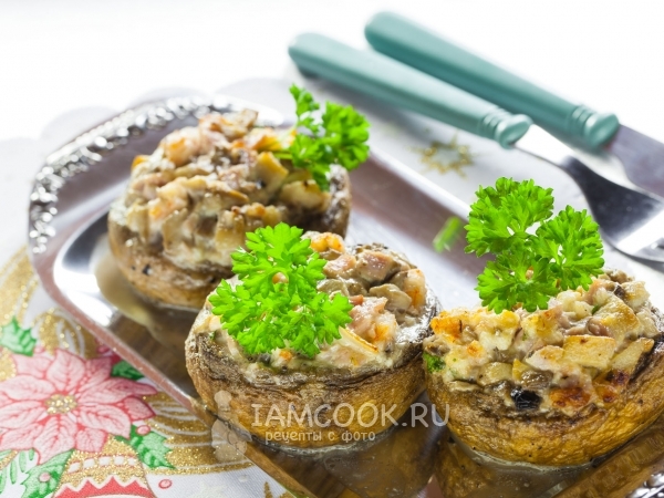 Шампиньоны, фаршированные креветками, рецепт с фото