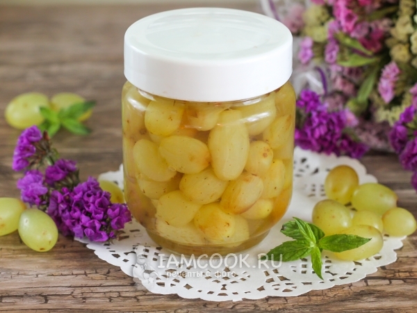 Виноград в сиропе на зиму, рецепт с фото