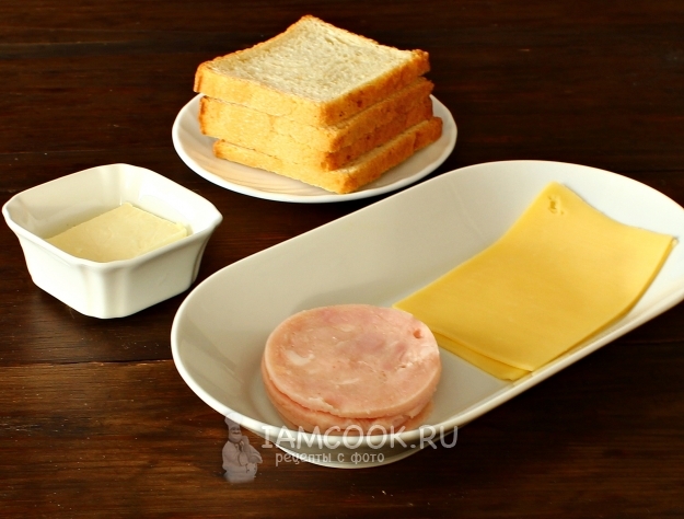 Ингредиенты для тостов с ветчиной и сыром