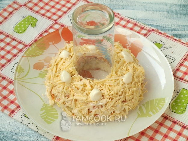 Положить слой сыра