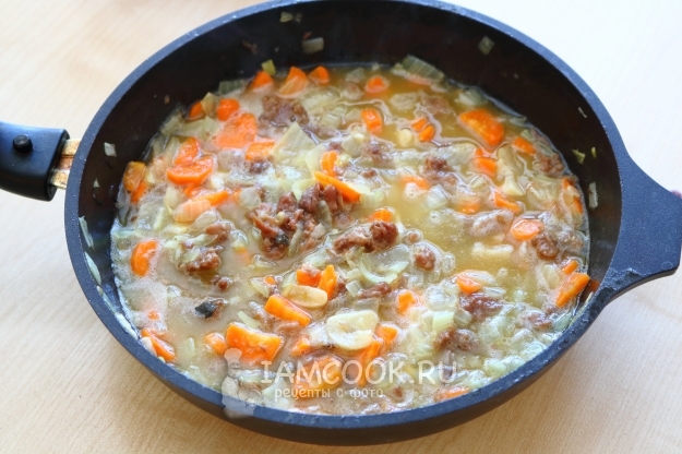 Потомить овощи с мясом