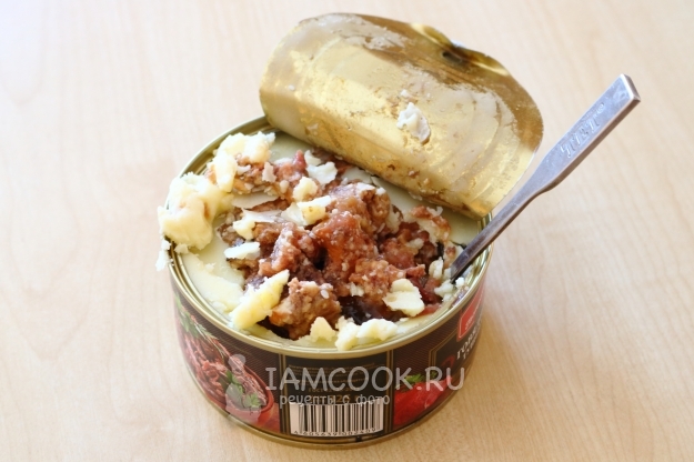 Открыть тушенку