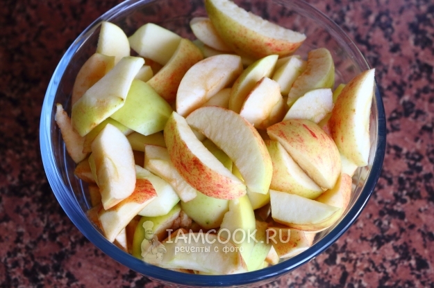 Порезать яблоки