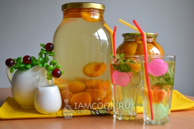 Рецепт компота из абрикосов с лимоном на зиму