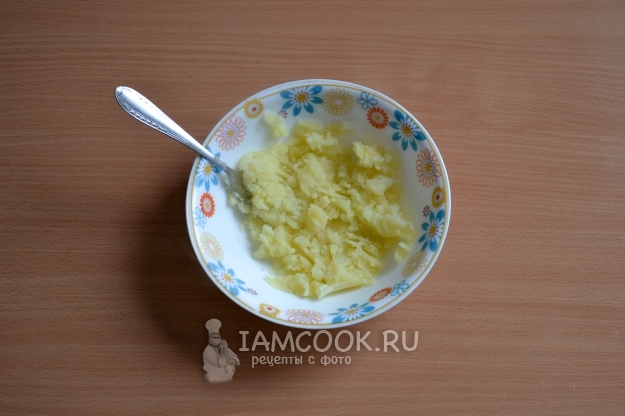 Размять картофель