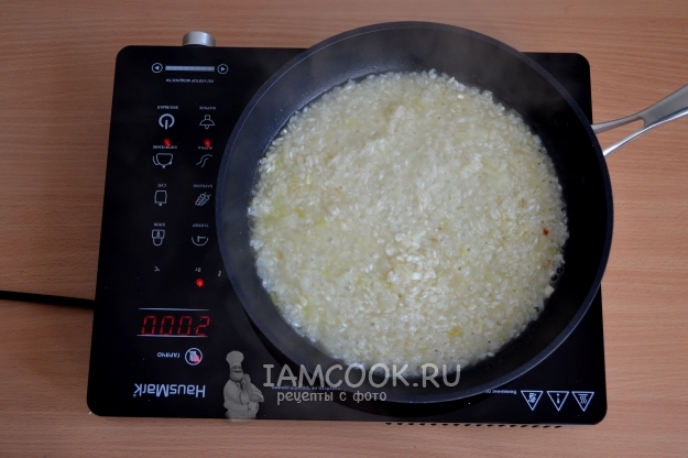 Потушить рис