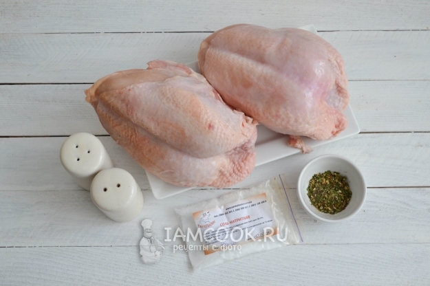 Ингредиенты для ветчины из куриной грудки