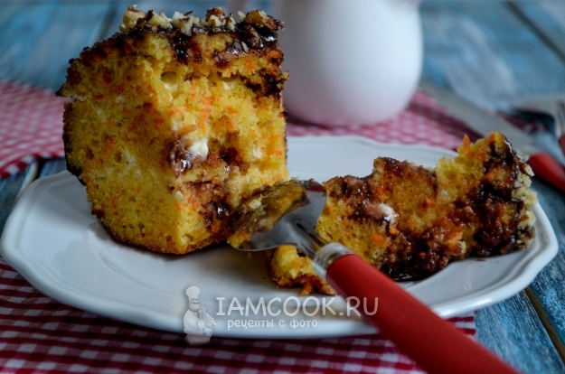 Готовый морковный торт в мультиварке
