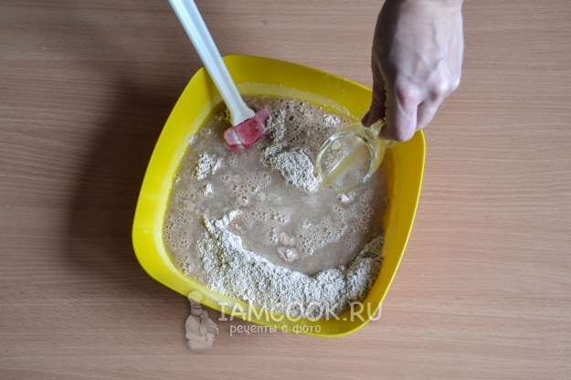 Добавить воду, мед и масло