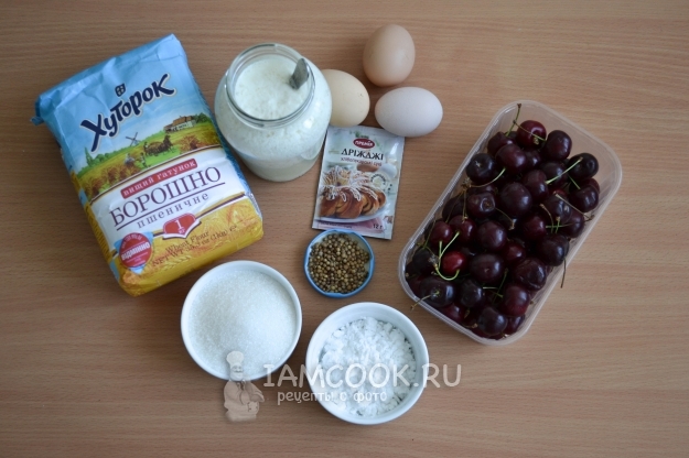 Ингредиенты для булочек с вишней