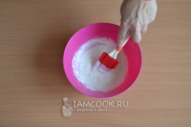 Размешать опару