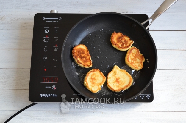 Пожарить оладьи