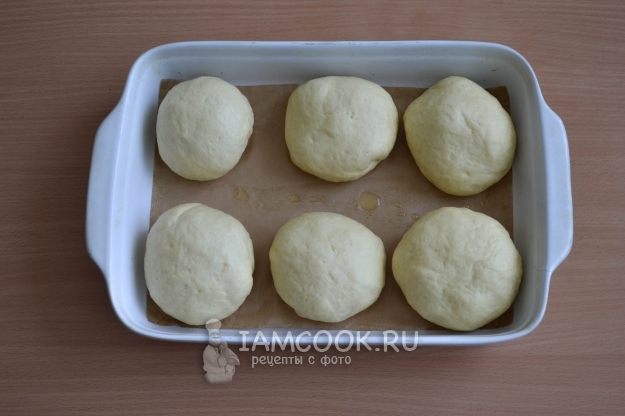 Положить заготовки на пергамент