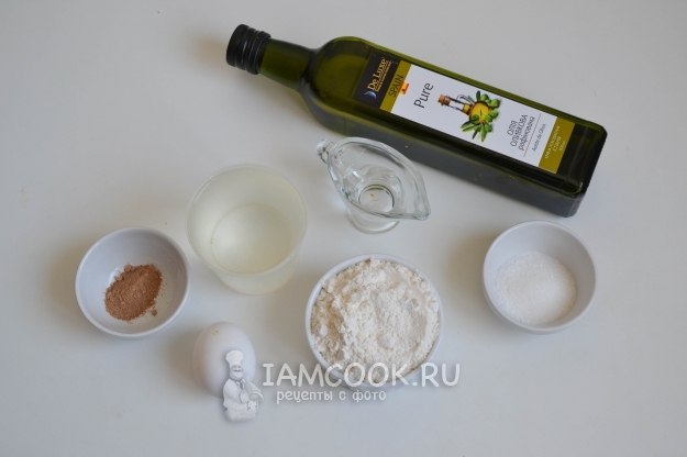 Ингредиенты для хвороста из жидкого теста с формочками