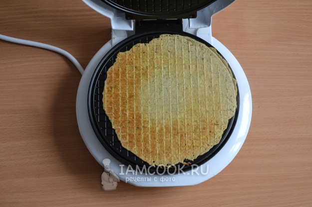 Испечь вафлю