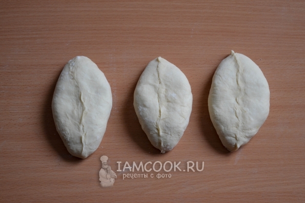Слепить пирожки