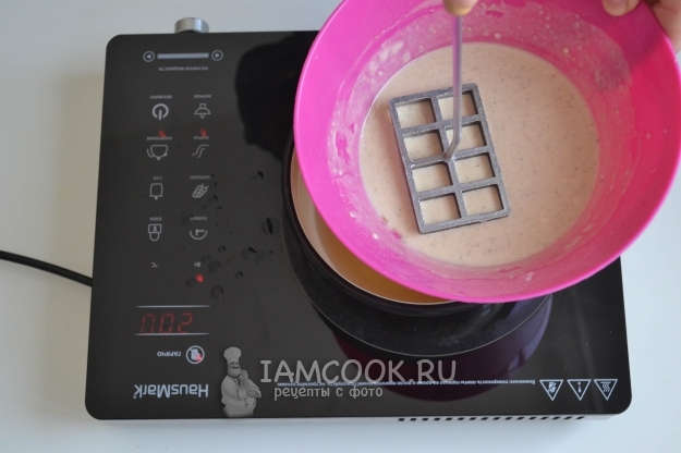 Окунуть форму в тесто