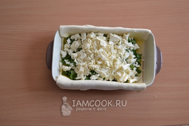 Положить брынзу на щавель