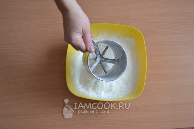 Просеять муку